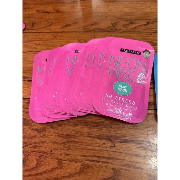 Freeman Neon Vibes Face Mask 0.33 Fl. Oz Pack Of 15 Clay Mask And Peel Off Mask - Picture 2 of 7